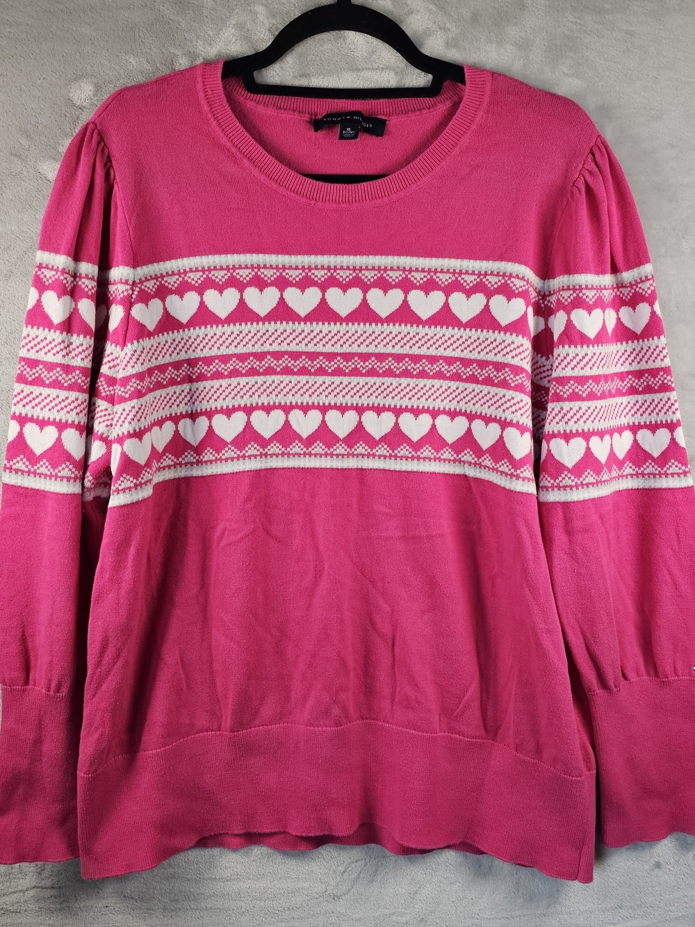 Tommy Hilfiger Sz. XL Women's Long-Sleeve Top Pink Hearts Sleeve Logo